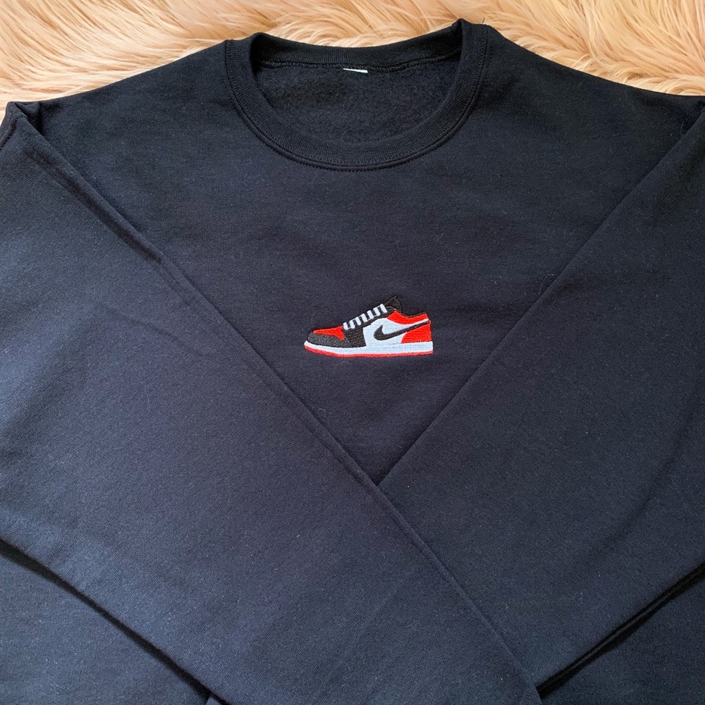 NIKE JORDAN CREWNECK